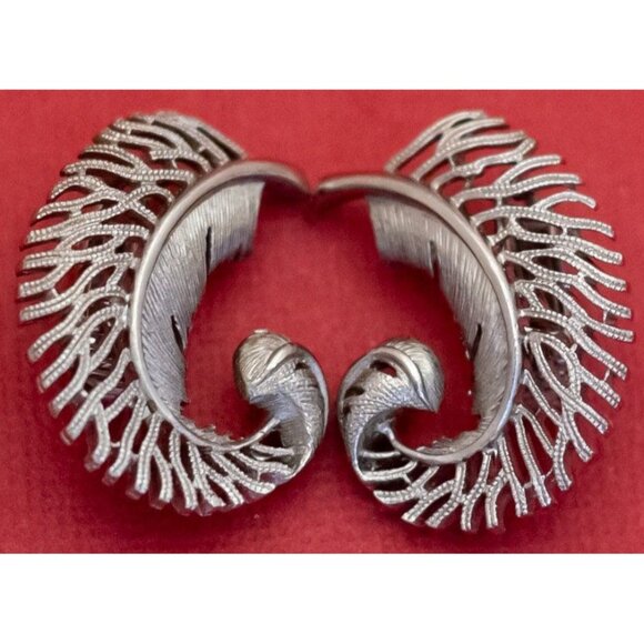 Vintage Elven Abstract Leaves Feathers Silver Tone Clip On Earrings - F52 - Picture 2 of 3